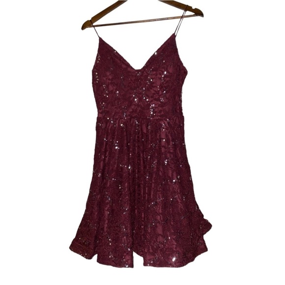 Speechless Spaghetti‎ Strap Lined Junior Women Size 13 Sequin Mini Dress Prom - Picture 1 of 8
